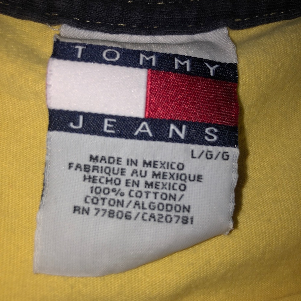 Vintage Tommy Jeans T-shirt - Picture 3 of 3